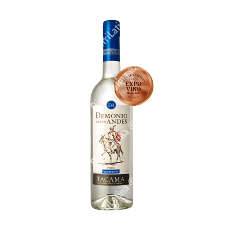 Pisco peruano Demonio de los Andes Quebranta 700ml, destilado de uva artesanal con sabor suave y aroma tradicional.