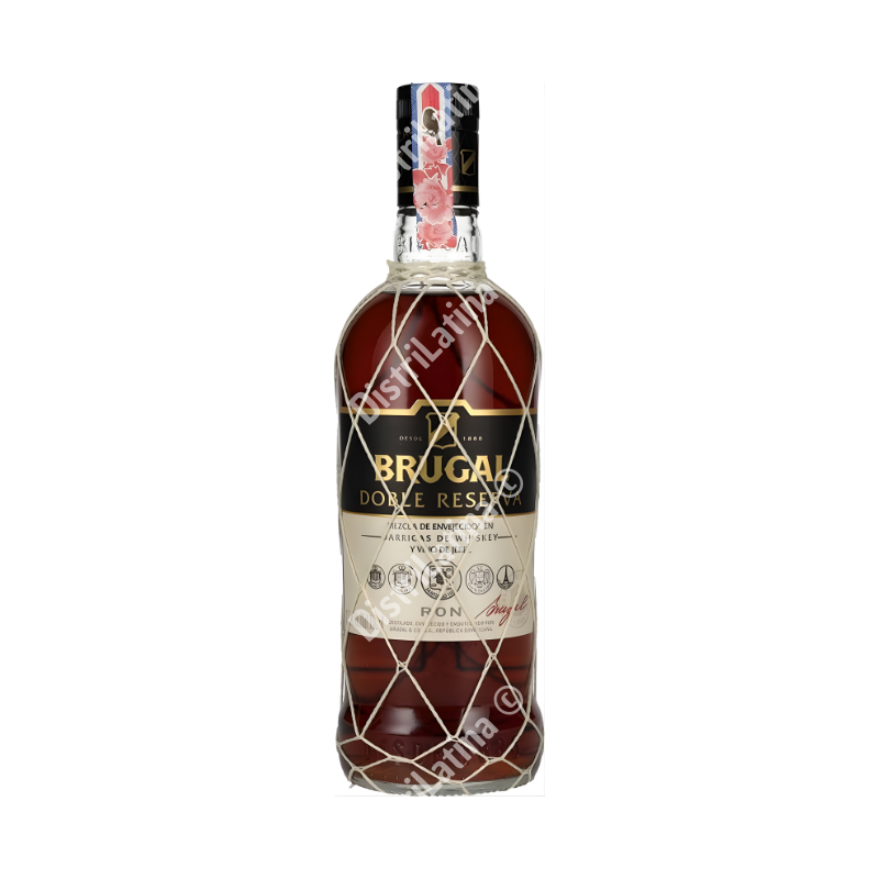 Compra Ron Brugal Doble Reserva en Suiza. Ron dominicano envejecido en barricas de whisky y jerez. Sabor complejo y suave. Envío